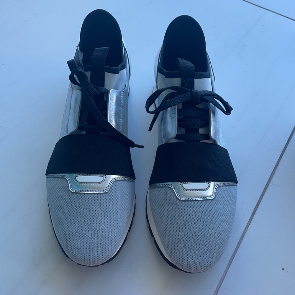 Balenciaga Black/Silver Race Runner Sneaker - Picture 4 of 16